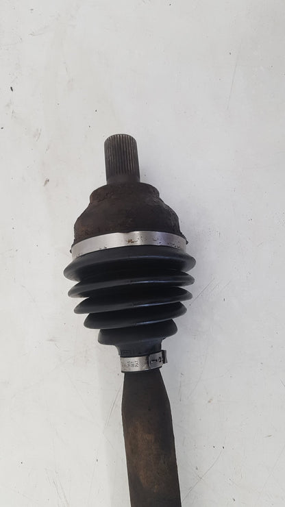 2005 Volvo V50  Estate Driveshaft (Manual) UK Drivers Side Front. 36001360