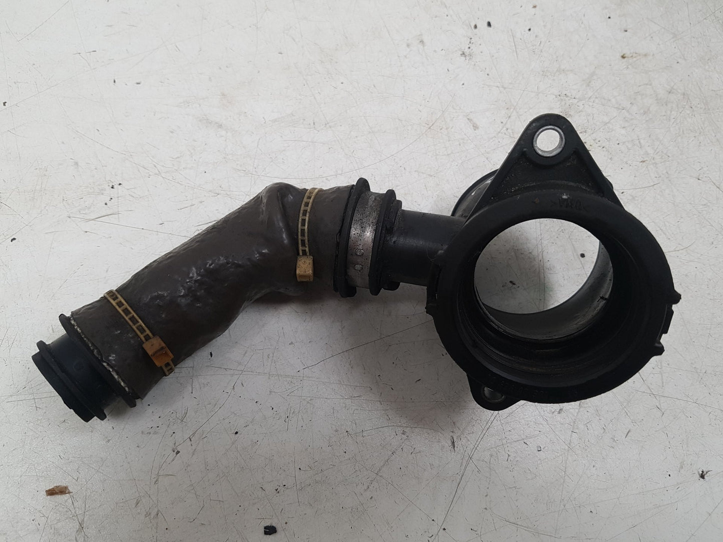 2010 - 2012 Volvo C30  Hatchback INTAKE PIPE AV61-6C784-AD