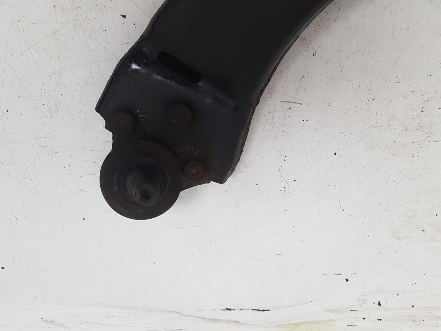 2013 - 2015 Volvo V60  Estate Left Front Lower Control Arm 31317661