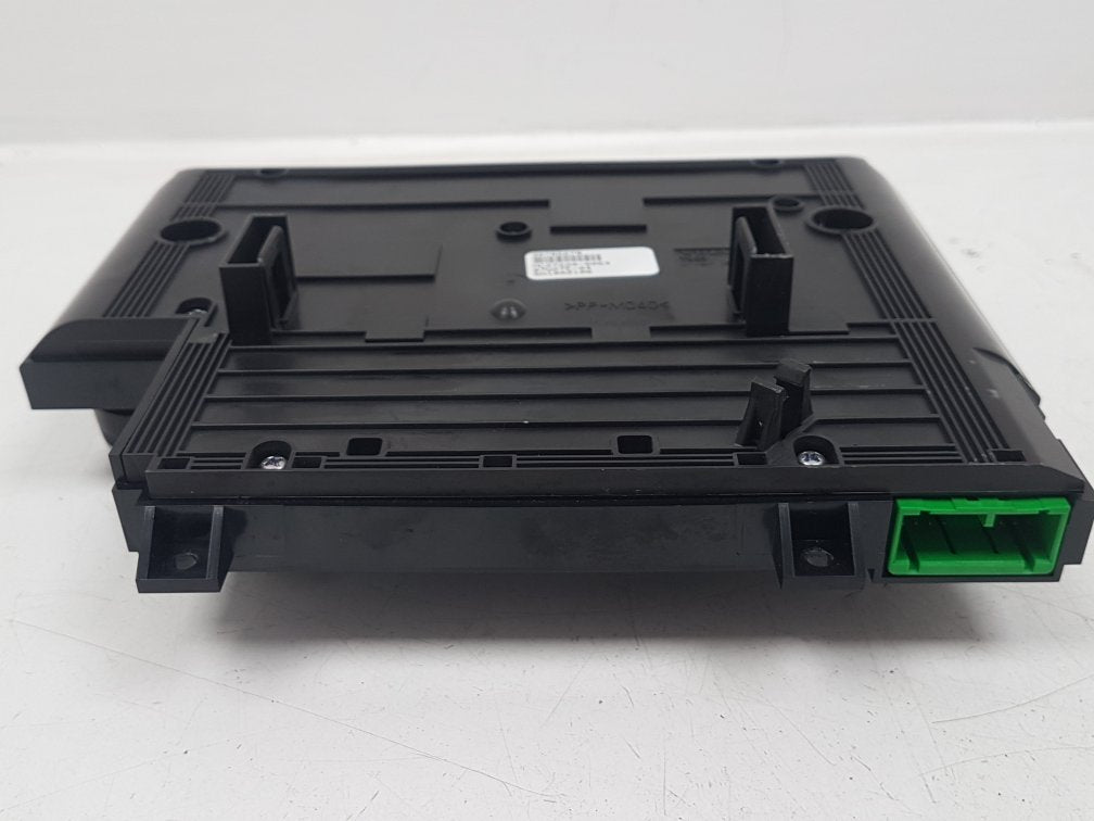 2007 - 2016 Volvo V70   HEATER & RADIO CONTROL PANNEL 30782278
