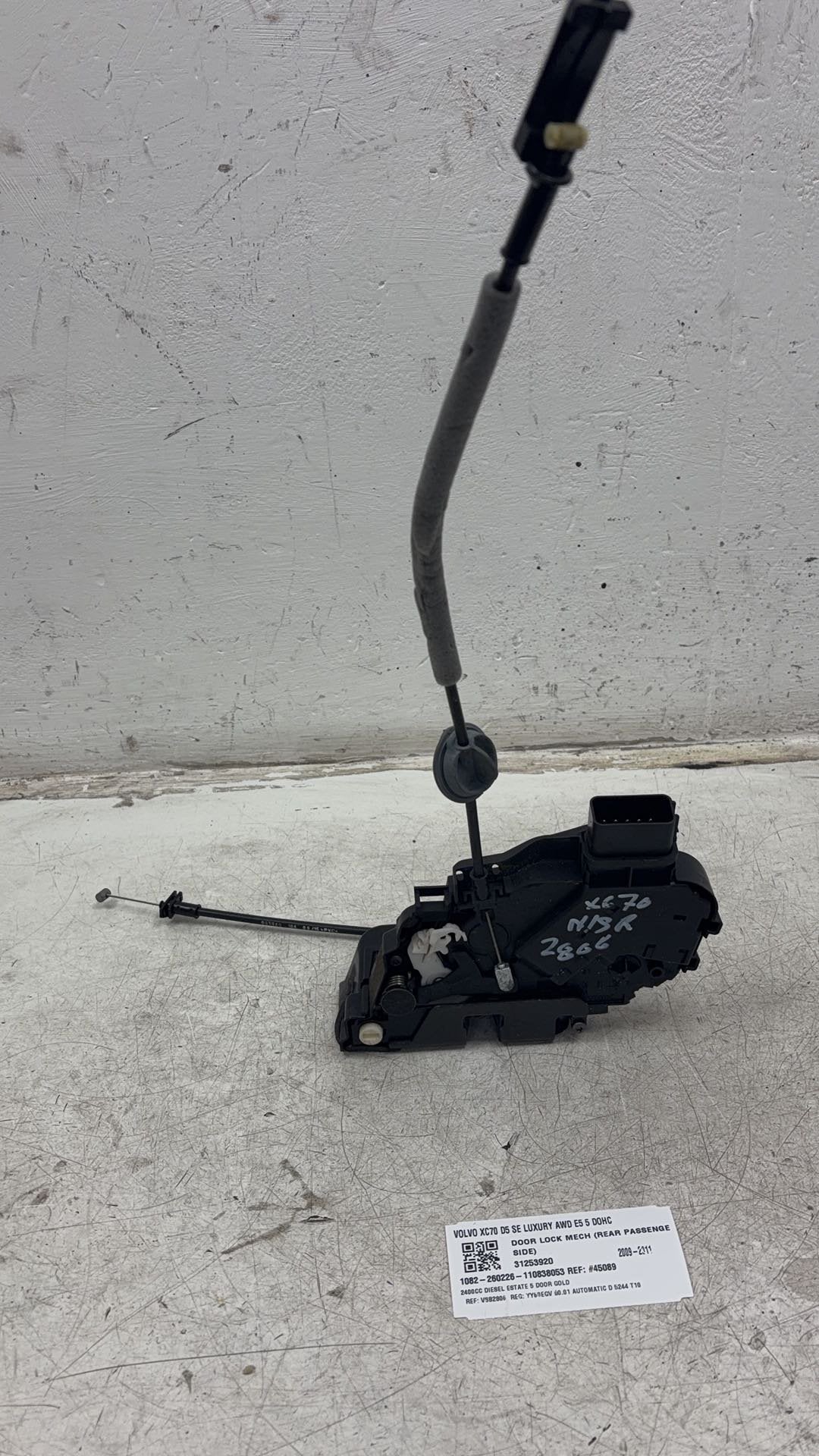 2010 Volvo XC70  Estate Left Rear Door Lock Actuator 31253920