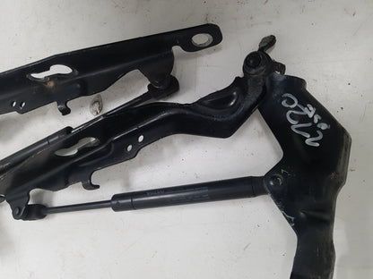 2010 - 2016 Volvo S80  Saloon Bonnet Hinge/Strut 31385810