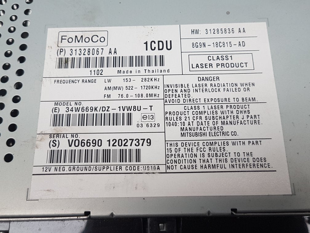 2007 - 2016 Volvo V70   CD Player 31328067