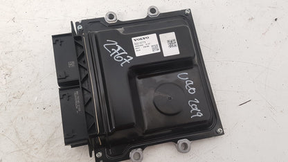 2015 - 2019 Volvo V40 Cross Country  Hatchback Engine ECU 32213773