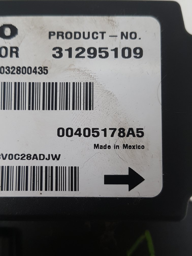 2004 - 2010 Volvo V50   Estate Airbag Module 31295109