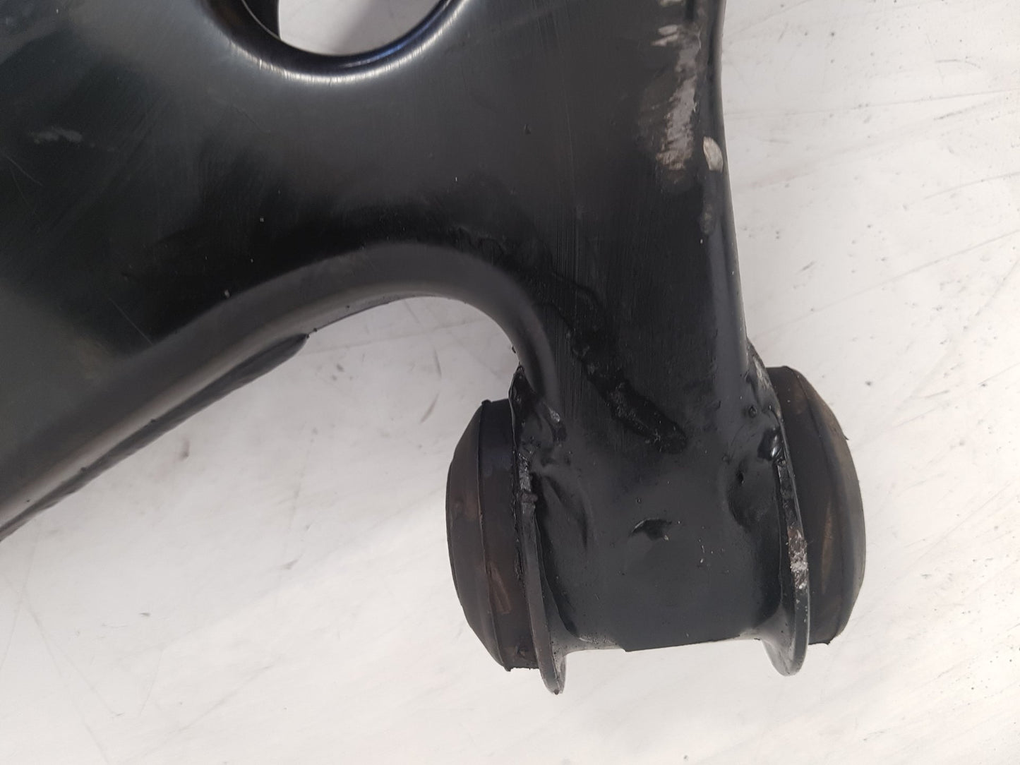 2010 - 2012 Volvo S40  Saloon Right Front Lower Control Arm CCA16668
