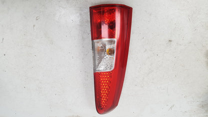 2005 Volvo V70  Estate REAR/TAIL LIGHT UPPER (PASSENGER SIDE) 30655374