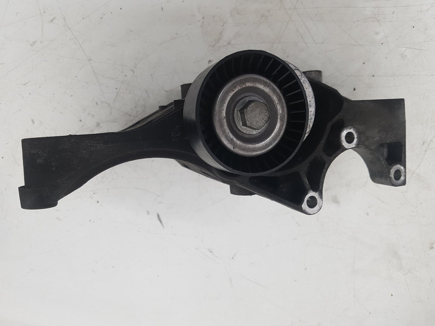 2010 - 2012 Saab 9-5  Saloon Belt Tensioner 55562863