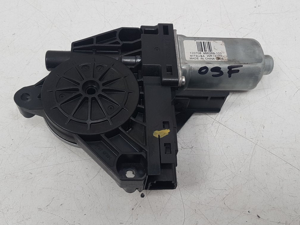 2012 - 2016 Volvo V40  Hatchback WINDOW MOTOR 120708