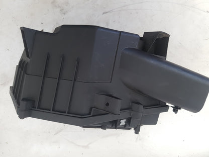 2005 - 2008 Volvo V70  Estate Air Filter Box 30636830