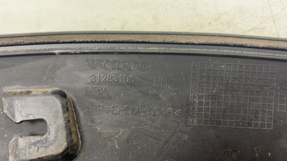 2010 Volvo XC70  Estate Left Rear Wheel Arch Moulding 31283106