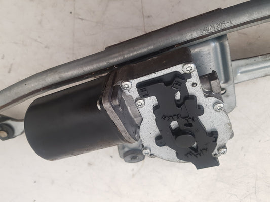 2007 Volvo V70  Estate WIPER MOTOR (FRONT) & LINKAGE 8648344