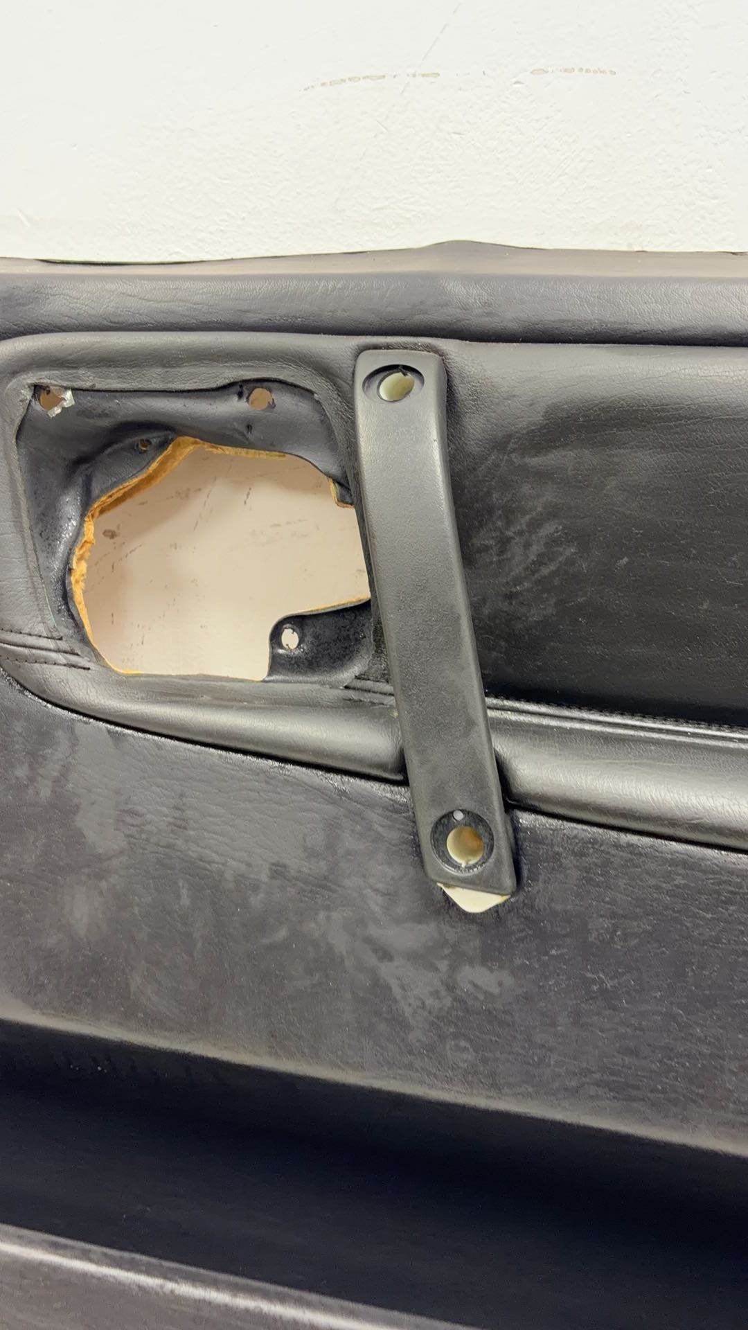 1993 - 1998 Saab 9000  Hatchback Right Front Door Trim