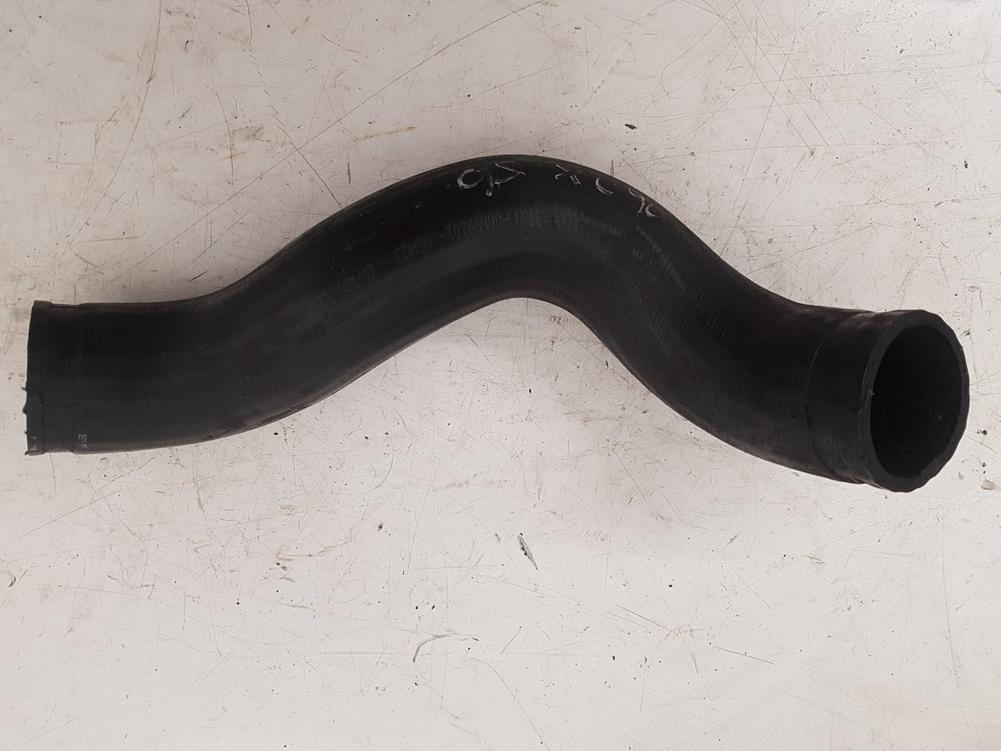 2005 - 2010 Volvo XC90  Estate Intercooler Pipe 30766440