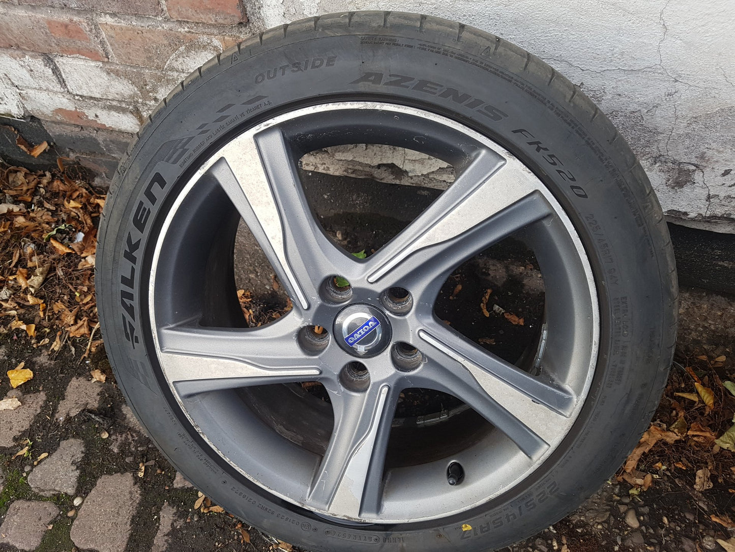 2012 - 2015 Volvo V40  Hatchback Alloy Wheel 31423521