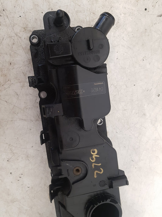 2013 - 2016 Volvo V40 III 525 Hatchback Rocker Cover M06042A170
