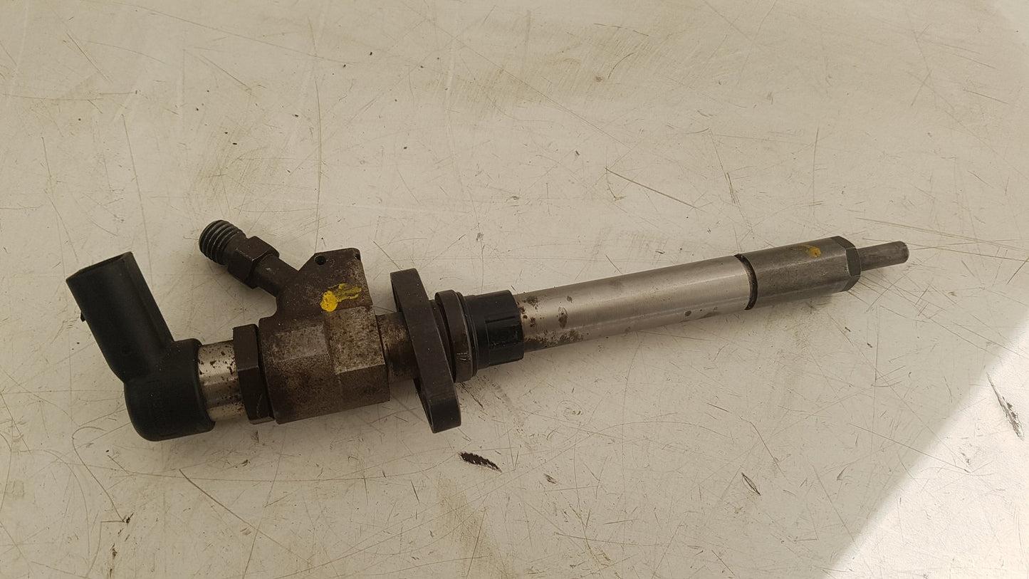 2006 - 2010 Volvo C70   Fuel Injector 9659337980