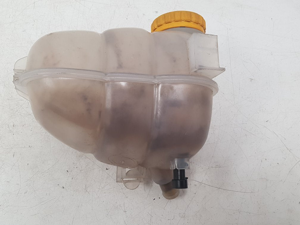 2001 - 2009 Saab 9-5  Estate Radiator Pressure Bottle 90499749