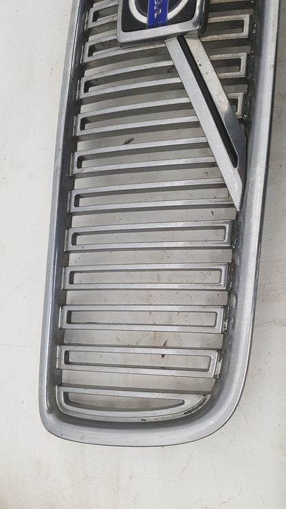 2005 - 2008 Volvo V70  Estate FRONT GRILL 08693346