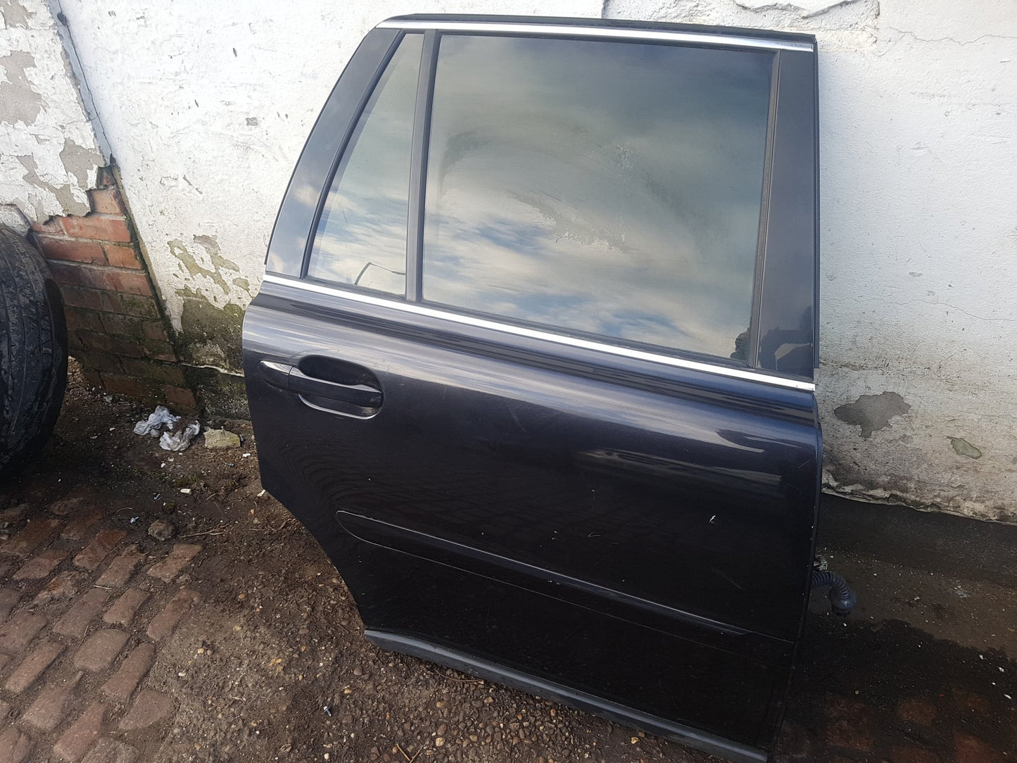 2007 - 2014 Volvo XC90  Estate DOOR - BARE (REAR DRIVER SIDE)