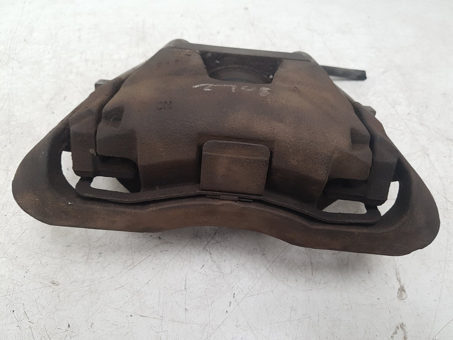 2007 Volvo C70  Convertible Left Front Caliper 36000731