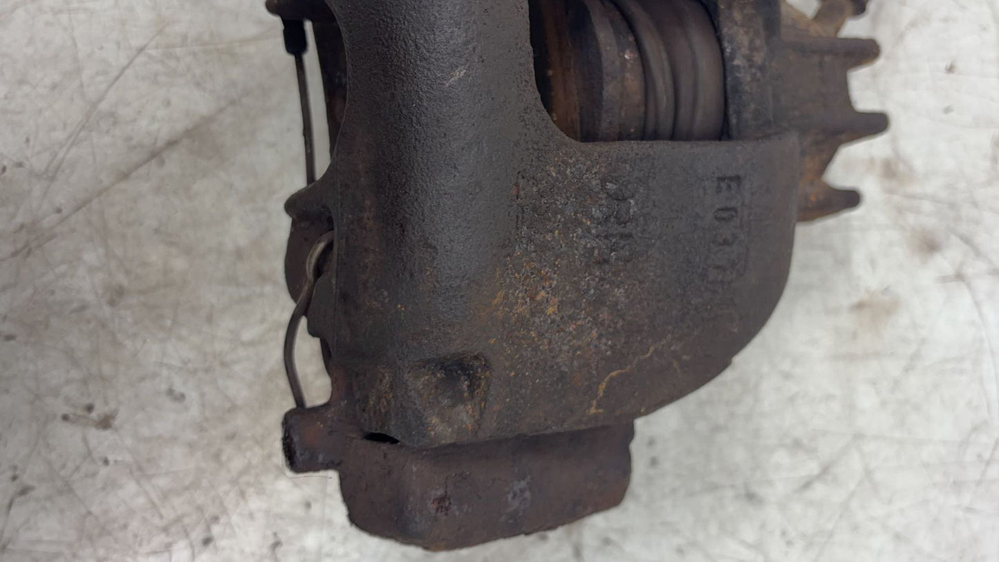 2007 Volvo V70  Estate Right Front Caliper 8251317