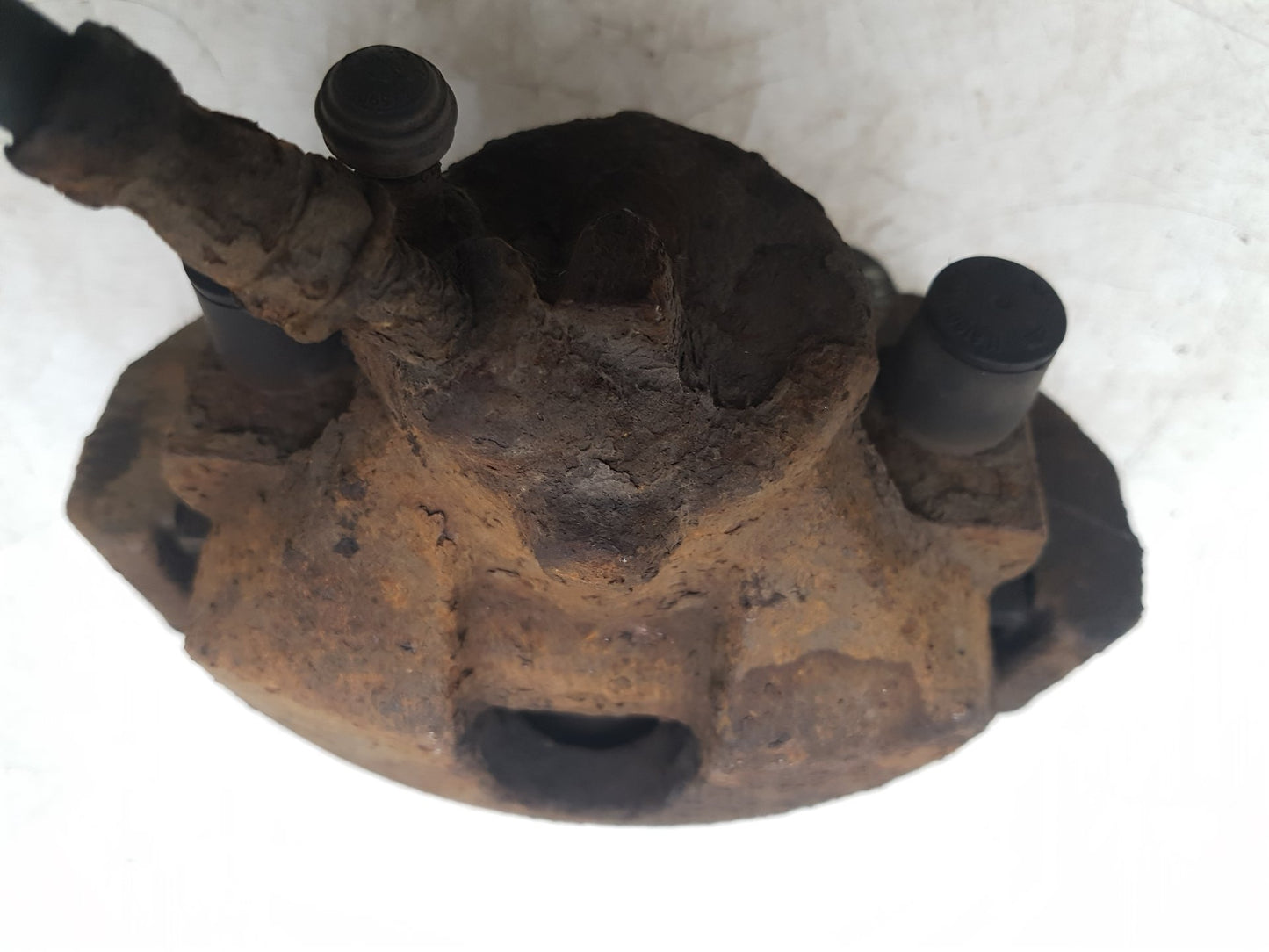 2004 - 2010 Volvo V50  Estate Right Front Caliper 36000485