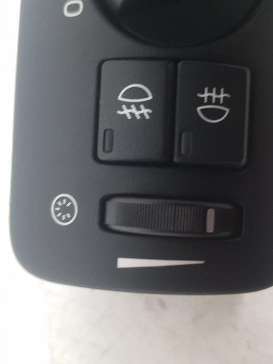 2009 - 2015 Volvo XC60  Estate Headlight Switch 30739434