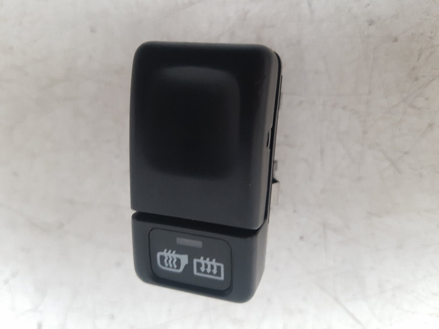 1992 - 1997 Volvo 850  Estate HEATED MIRROR SWITCH 9128263