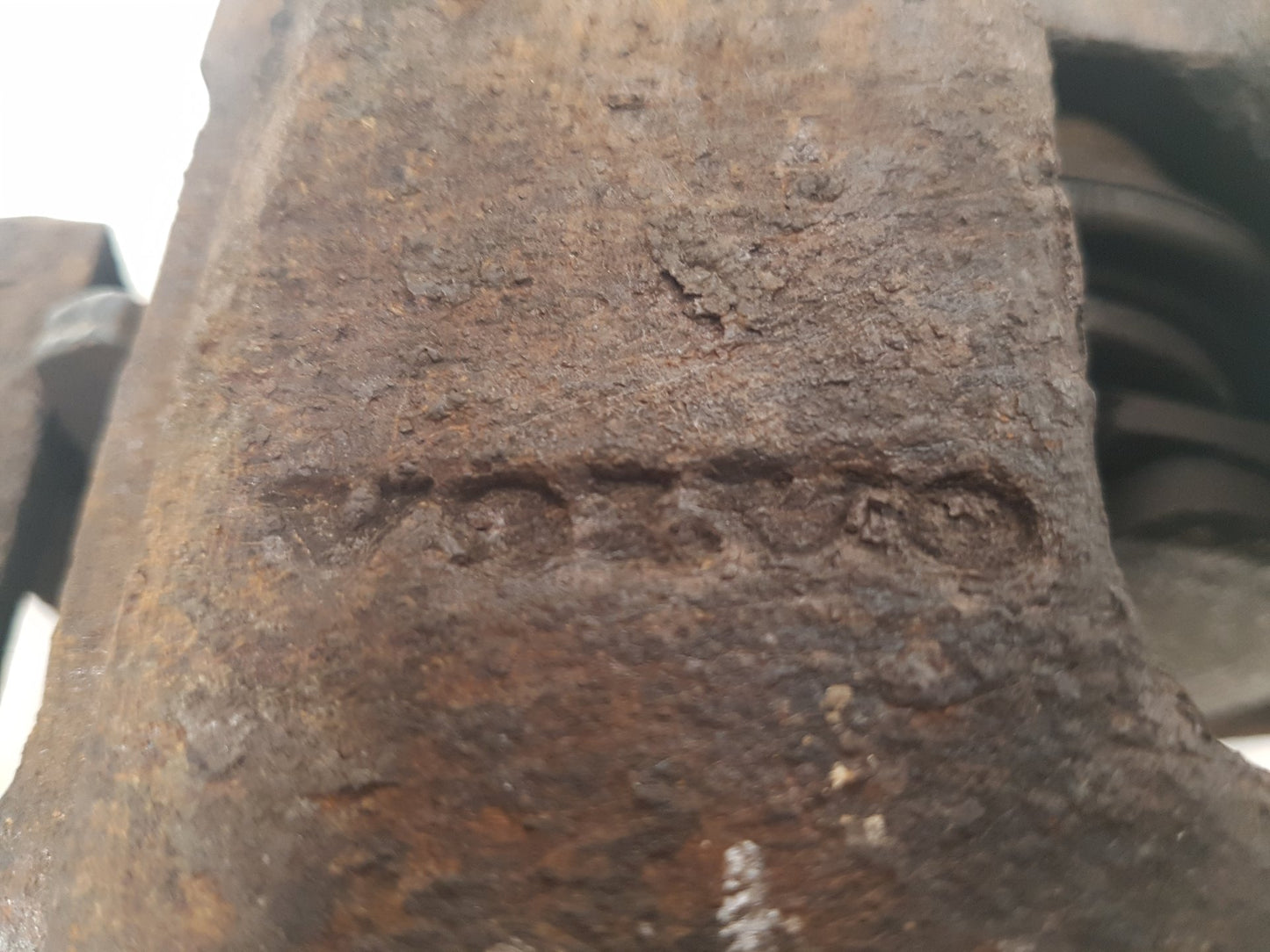 1992 - 1997 Volvo 850  Estate Left Front Caliper 3516840