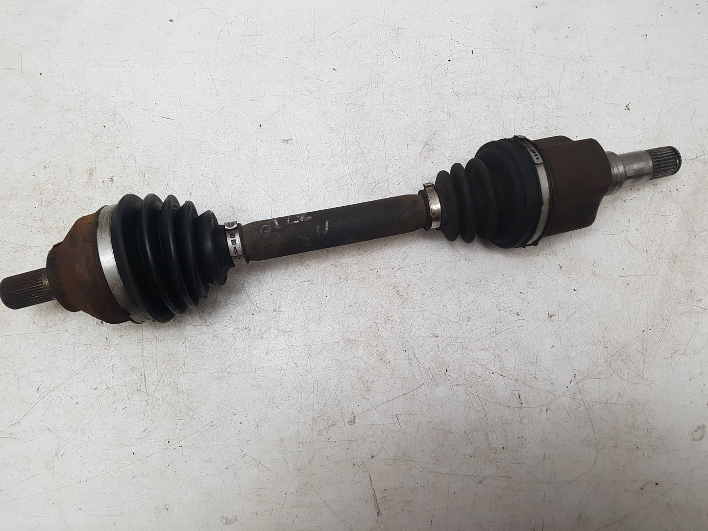 2004 - 2010 Volvo V50  Estate DRIVESHAFT - PASSENGER FRONT (MANUAL) (ABS) 36000552