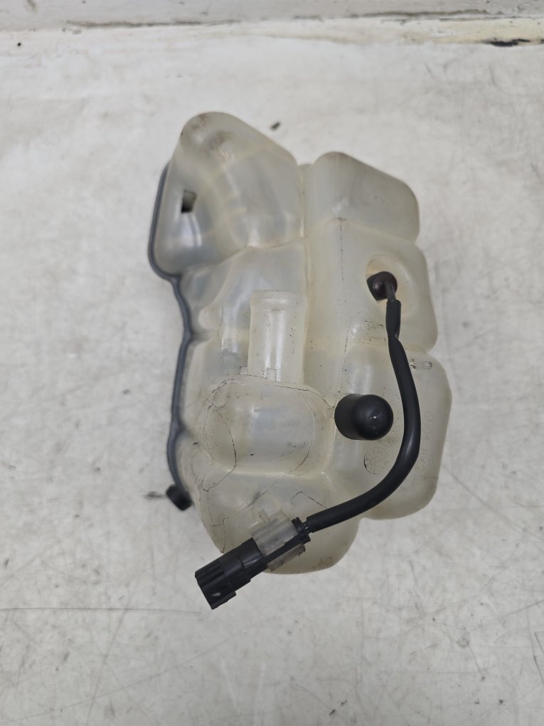 2008 - 2016 Volvo XC70 III 136 Estate Radiator Pressure Bottle 6G91-8K218-D2L4A