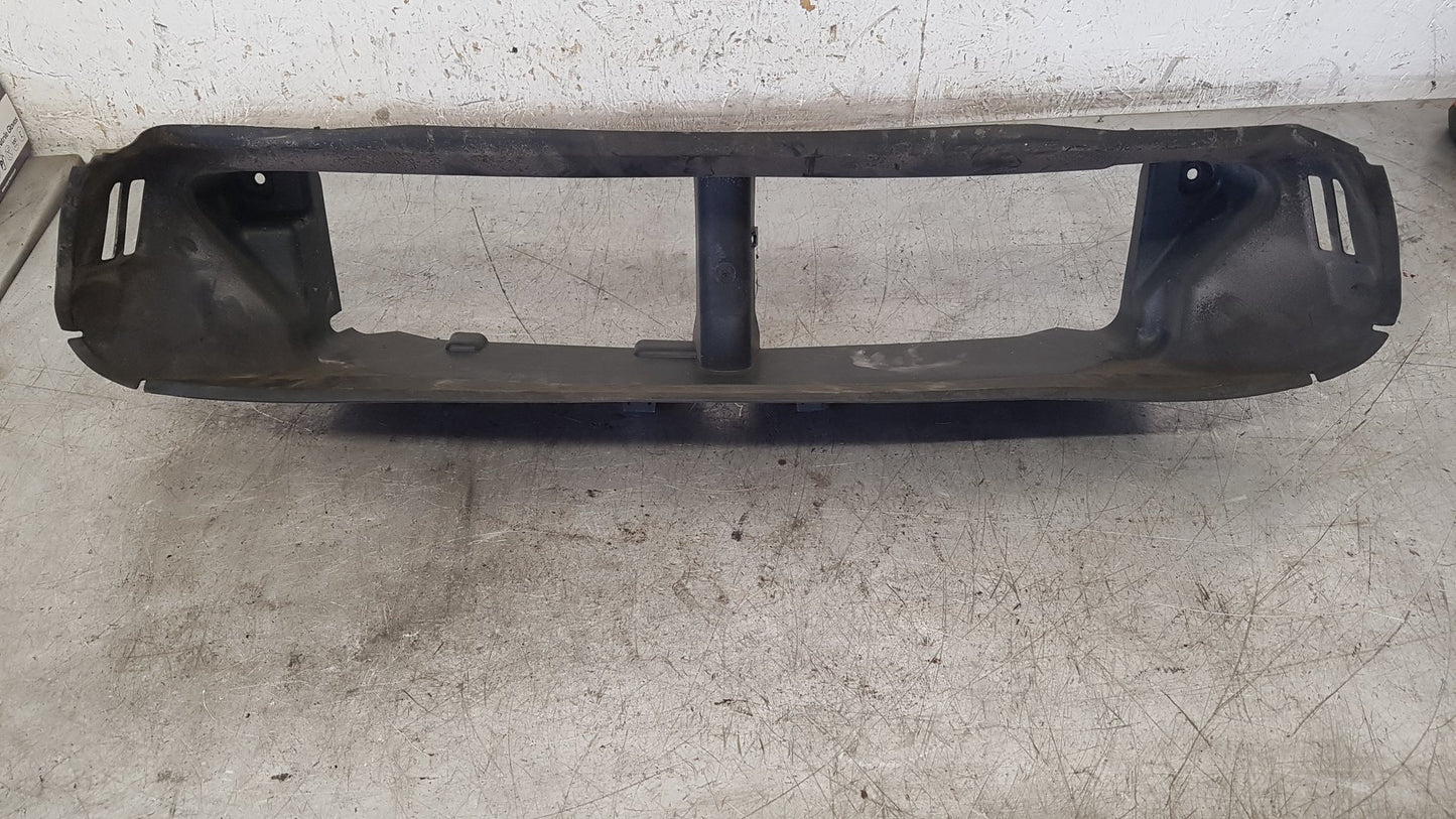 2014 Volvo V40 Cross Country  Hatchback AIR GUIDE (BAFFLES) FRONT 31323465