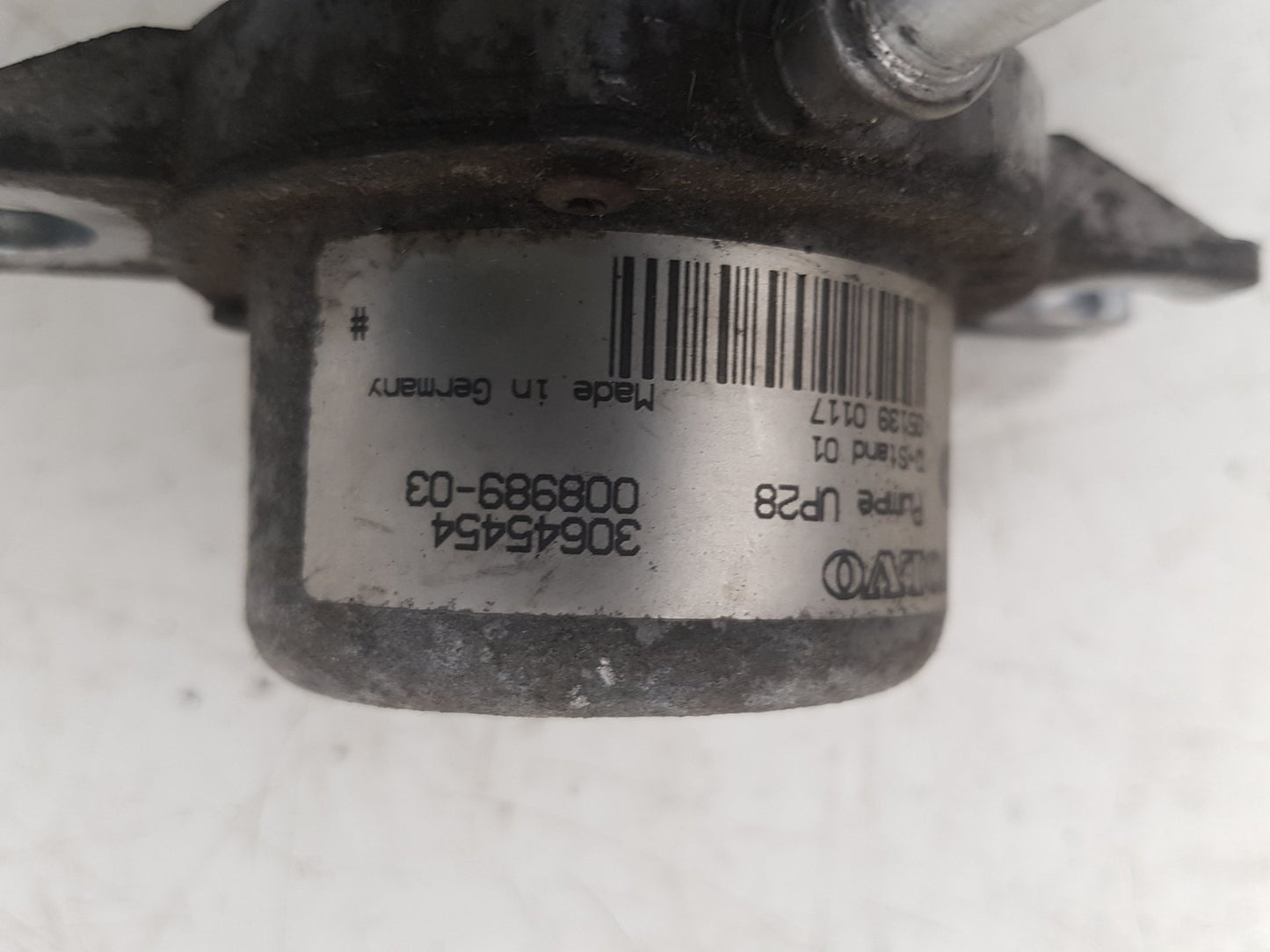 2005 Volvo S60  Saloon AUXILIARY AIR PUMP 30645454