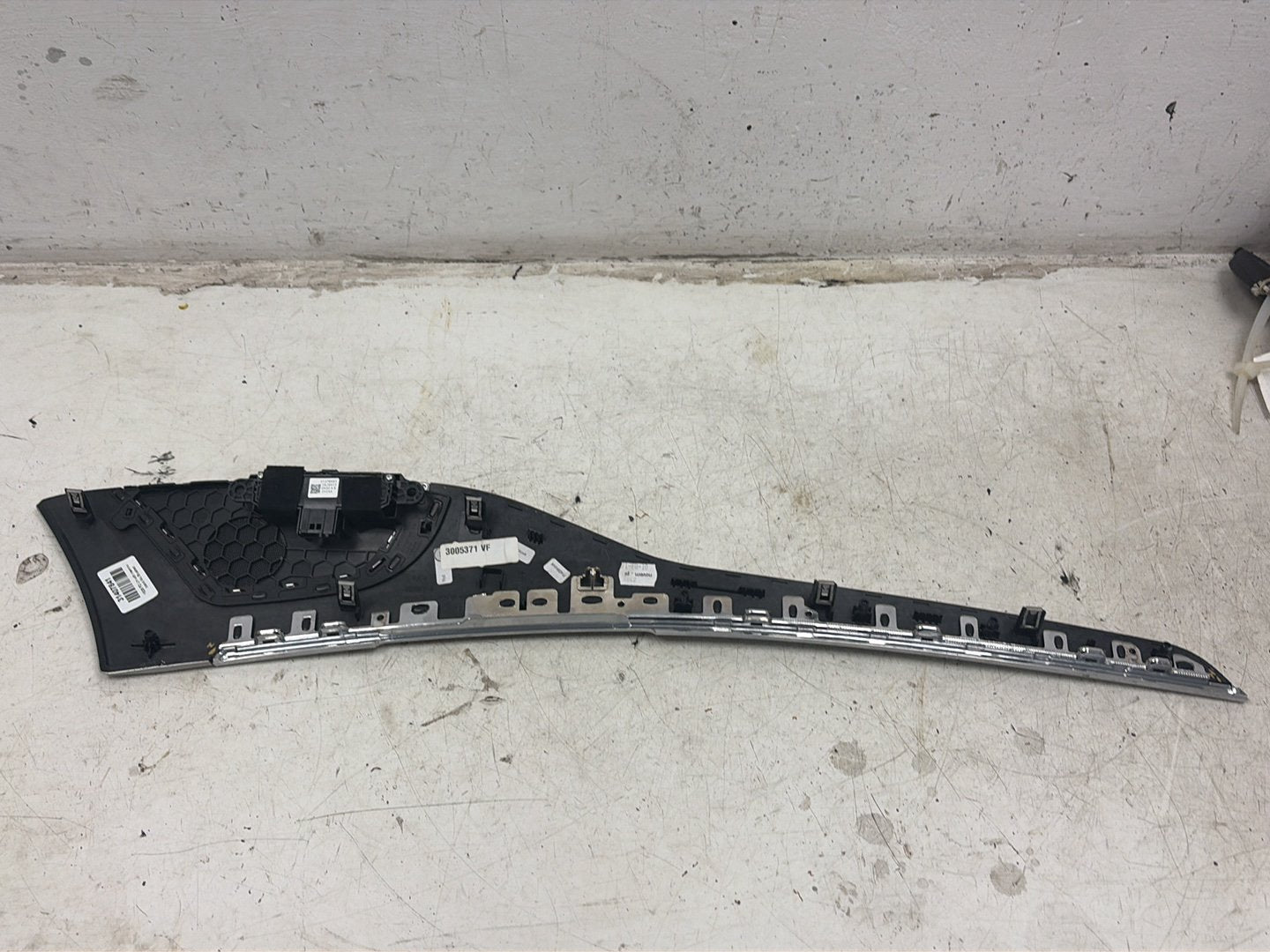 2015-2026 Volvo XC90 II 256 SUV Left Front Door Trim 31407841