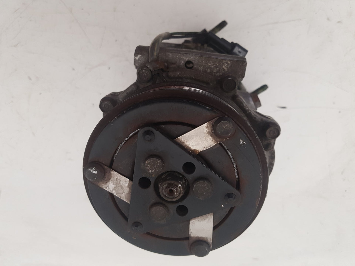 2010 - 2012 Volvo S40  Saloon A/C Compressor 31348245