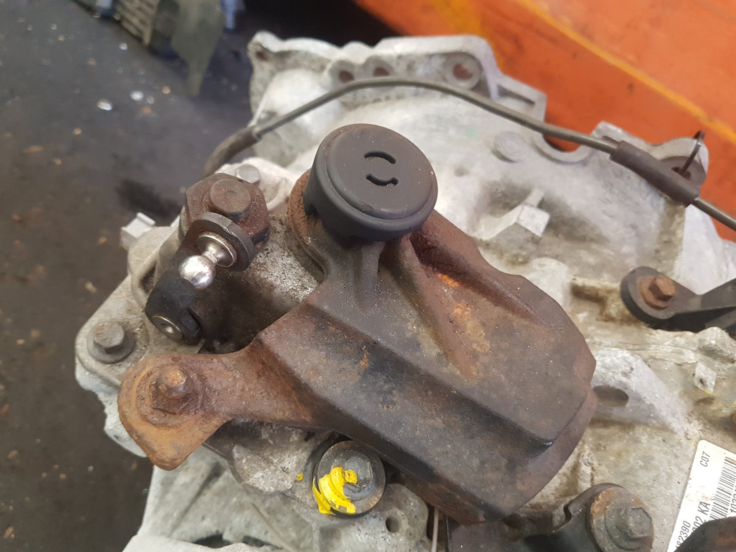 2009 - 2015 Volvo XC60  Estate Manual Gearbox 9482390