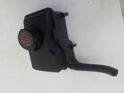 2002 - 2006 Volvo XC90  Estate POWER STEERING RESEVOIR 8671269