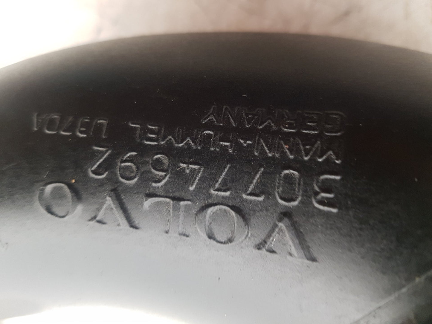 2008 - 2016 Volvo XC70 III 136 Estate INTAKE PIPE 30774692