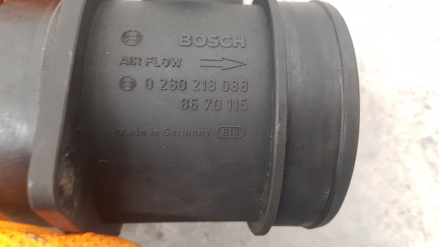 2001 - 2004 Volvo XC90  Estate Air Flow Meter 8670115