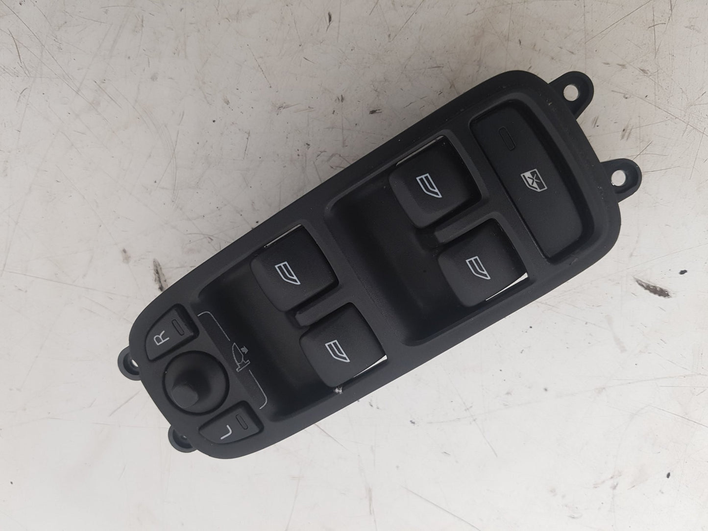 2010 - 2012 Volvo S40  Saloon Right Front Window Switch 31243549