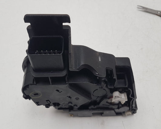 2004 - 2012 Volvo V50   Estate Right Rear Door Lock Actuator 30753673