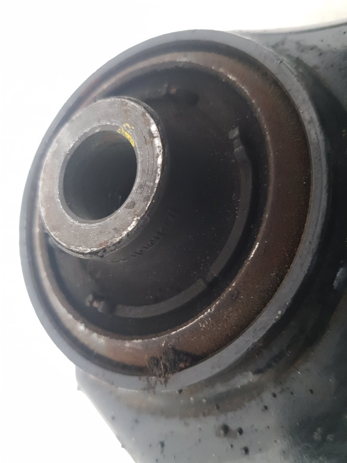 2006 - 2010 Volvo S80   Right Front Lower Control Arm 31317662