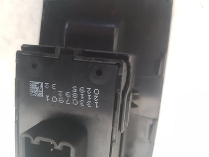 2010 - 2012 Saab 9-5  Saloon Right Rear Window Switch 13307901