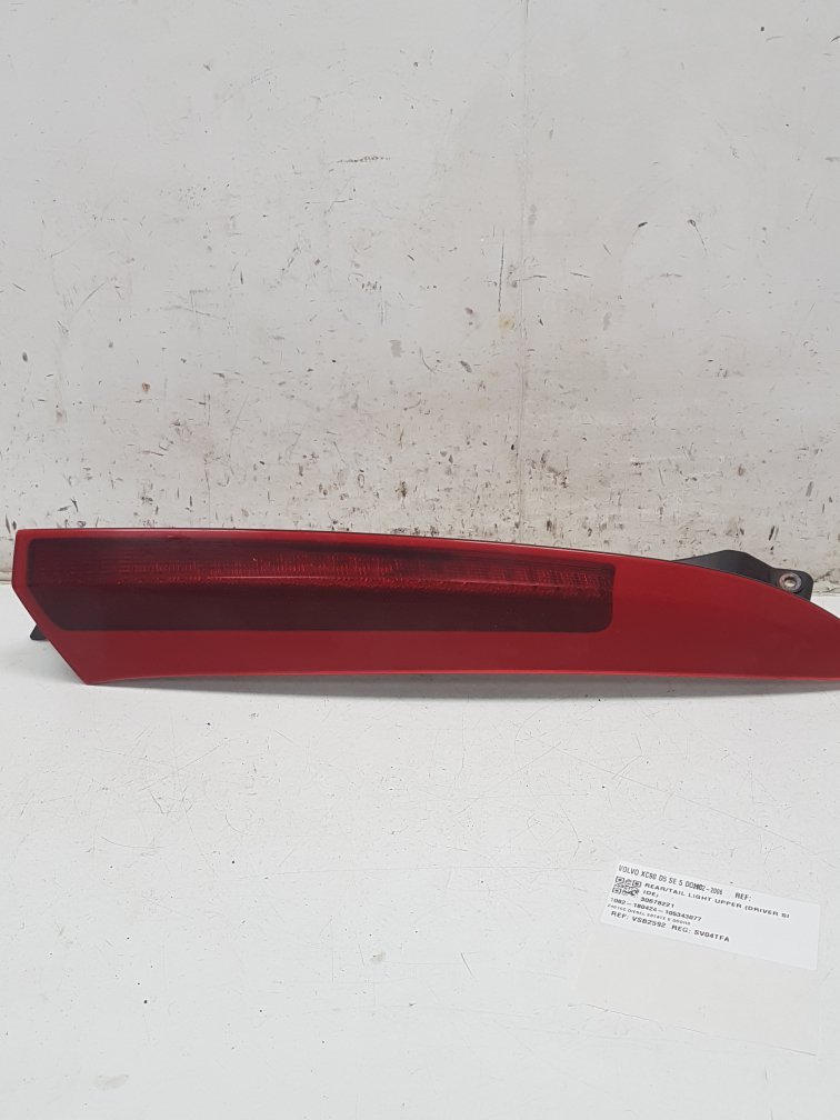 2002 - 2006 Volvo XC90  Estate REAR/TAIL LIGHT UPPER (DRIVER SIDE) 30678221