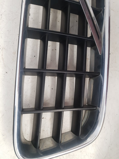 2002 - 2006 Volvo XC90  Estate FRONT GRILL 8620641