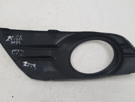 2009 - 2013 Volvo C70  Convertible Left Fog Light Cover 31214850