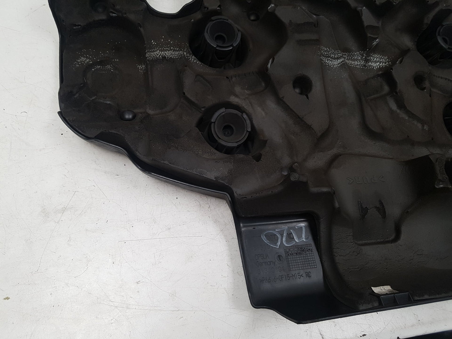 2010 - 2014 Volvo XC60  Estate Engine Cover 31319190