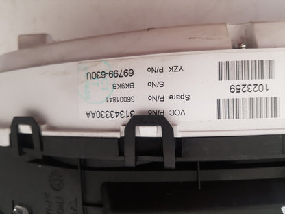 2015 - 2019 Volvo V40 Cross Country  Hatchback Instrument Cluster 31343330AA