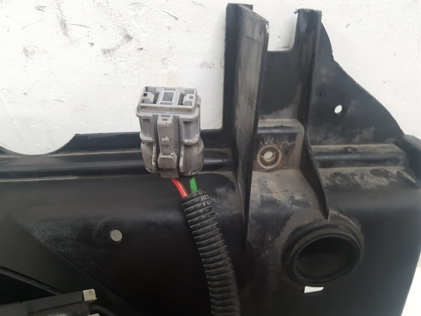 1992 - 1997 Volvo 850  Estate RADIATOR (AUTOMATIC)  (A/C CAR) 3507944